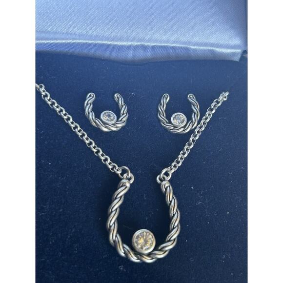 Montana Silversmiths Horse Shoe & Crystal Earrings And Necklace Jewelry Set - Picture 3 of 6